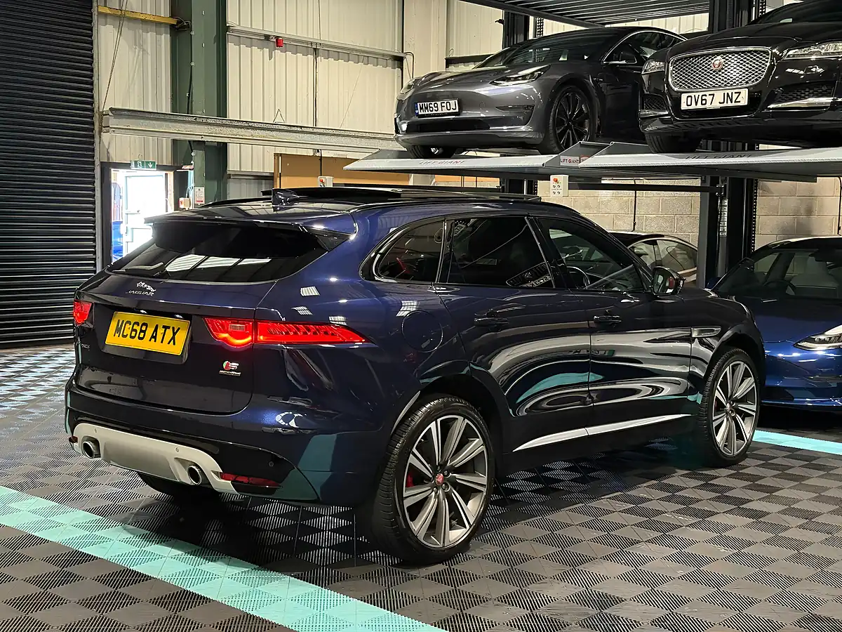 Used 2019 Jaguar F-Pace S Blue - Interior and Exterior details 9
