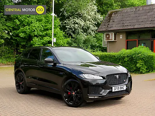 2019 Jaguar F-Pace D300 S