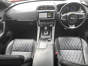 Used 2019 Jaguar F-Pace Svr Quickshift Red - Interior and Exterior details 10