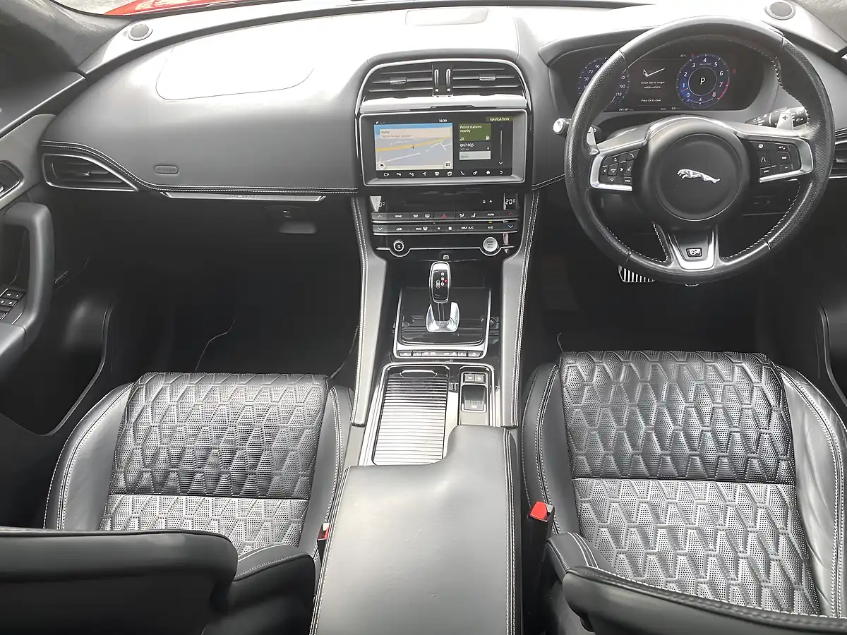 Used 2019 Jaguar F-Pace Svr Quickshift Red - Interior and Exterior details 10