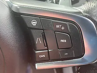 Used 2019 Jaguar F-Pace Svr Quickshift Red - Interior and Exterior details 12