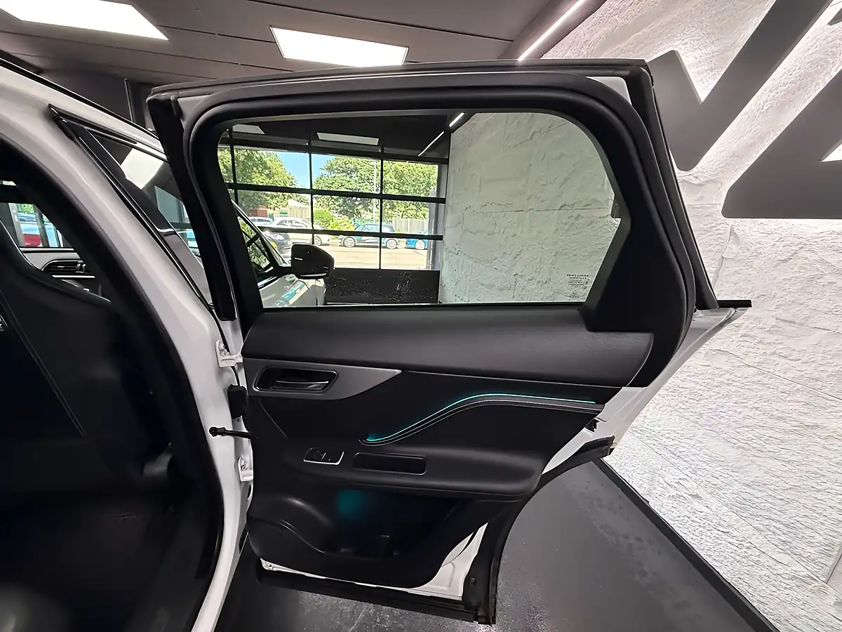 Used 2019 Jaguar F-Pace Svr White - Interior and Exterior details 17