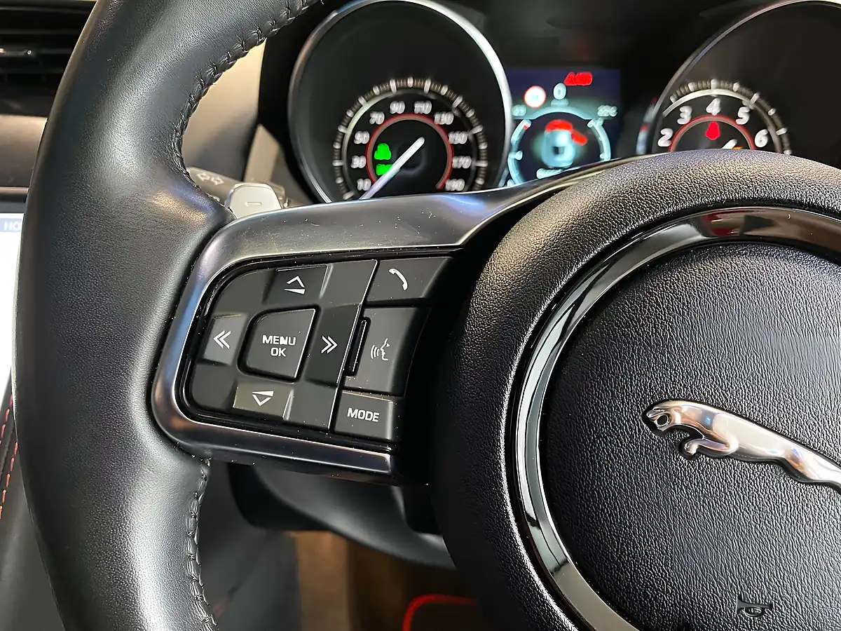 Used 2019 Jaguar F-Type Chequered Flag Red - Interior and Exterior details 15