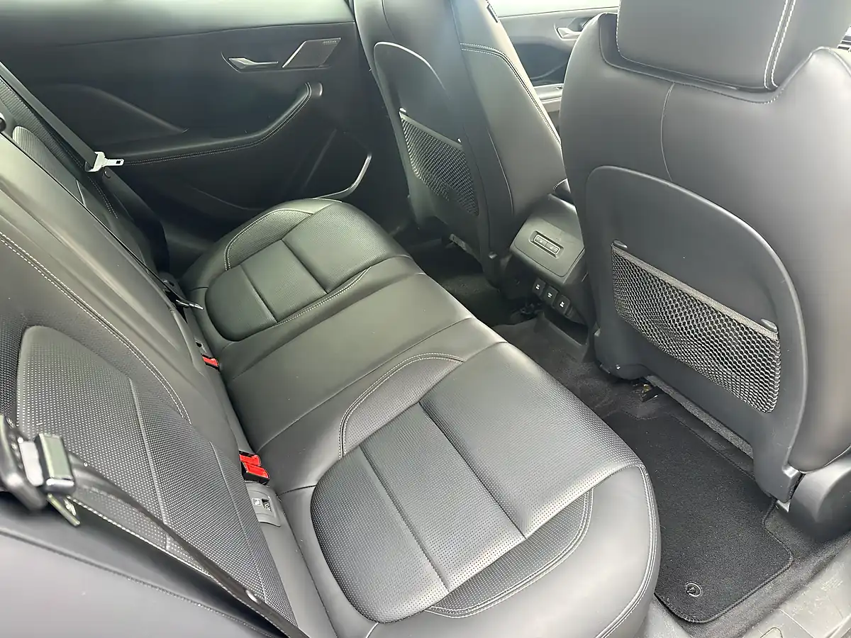 Used 2019 Jaguar I-Pace Hse Grey - Interior and Exterior details 11