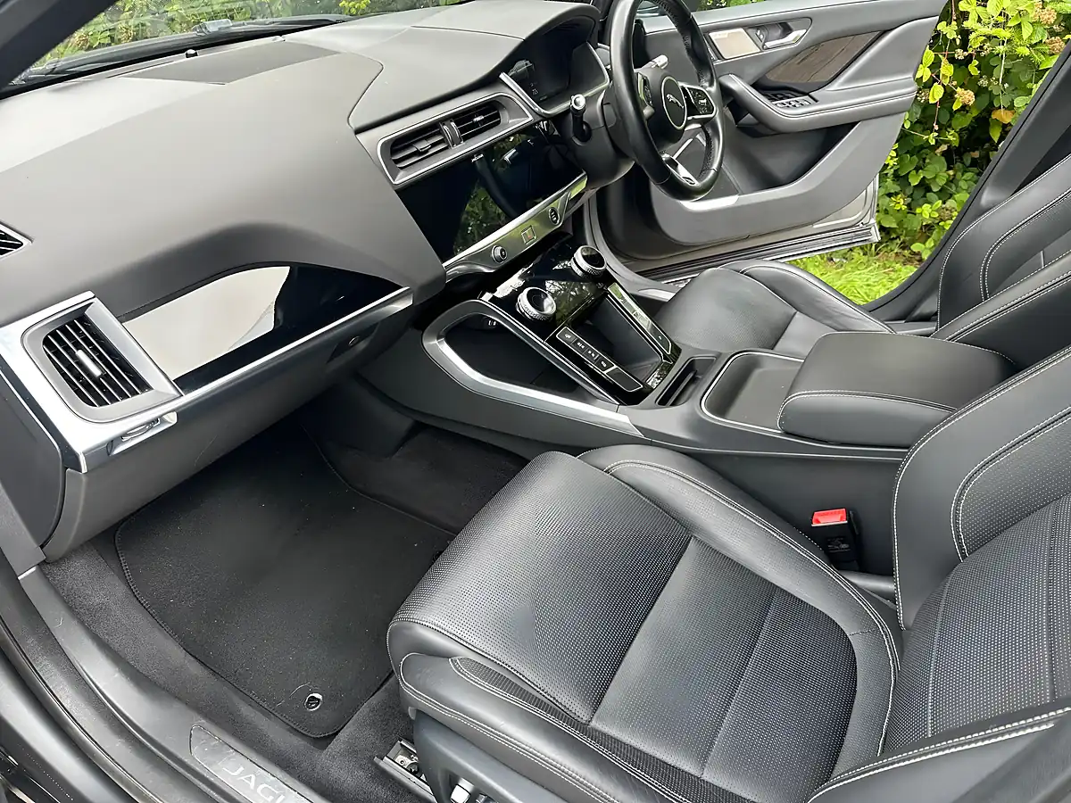 Used 2019 Jaguar I-Pace Hse Grey - Interior and Exterior details 9