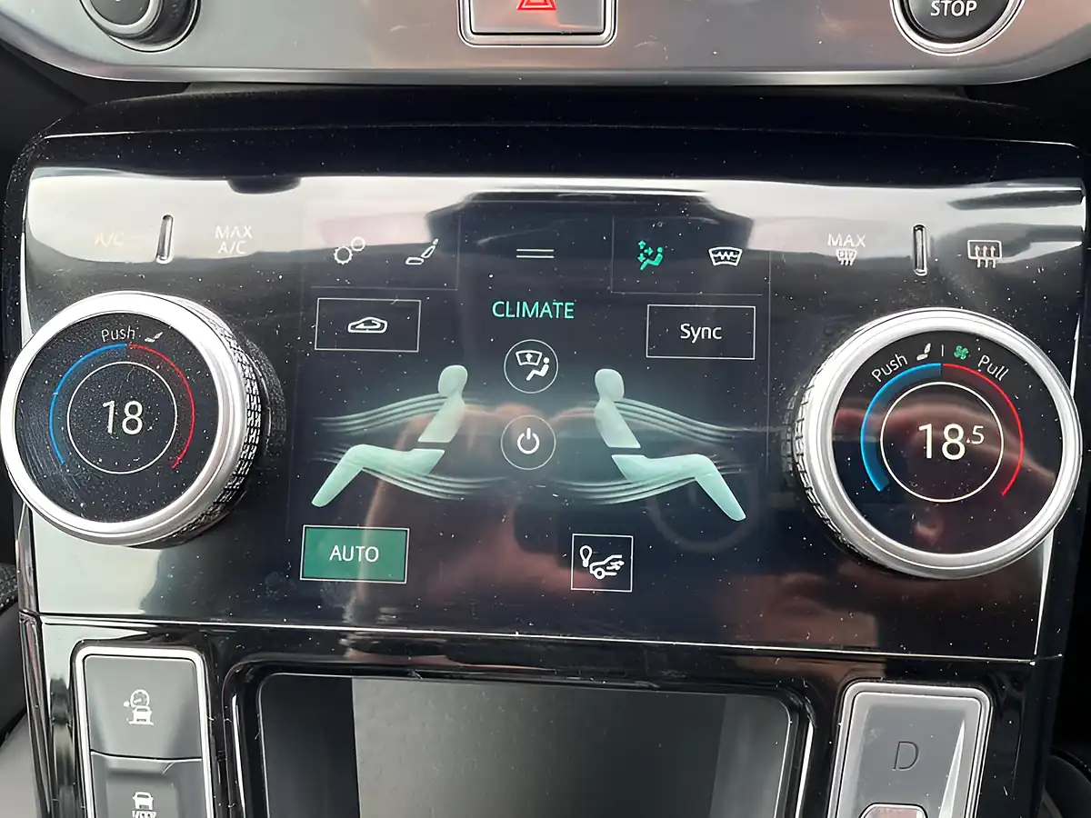 Used 2019 Jaguar I-Pace Hse White - Interior and Exterior details 13