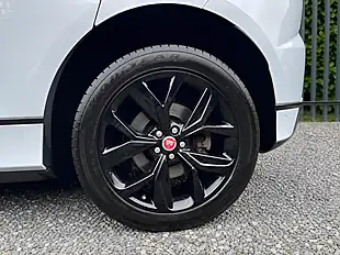 Used 2019 Jaguar I-Pace Hse White - Interior and Exterior details 9