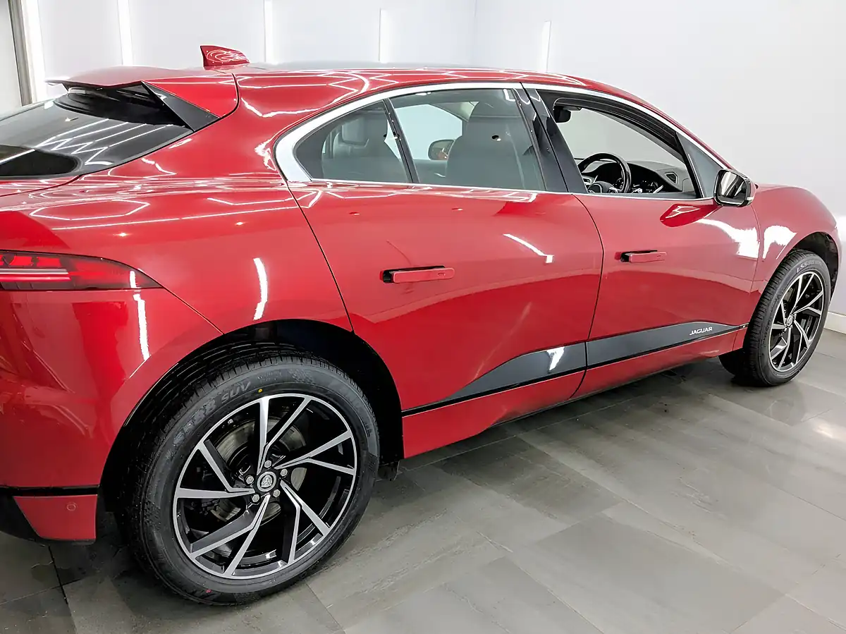 Used 2019 Jaguar I-Pace S Firenze Red - Interior and Exterior details 6