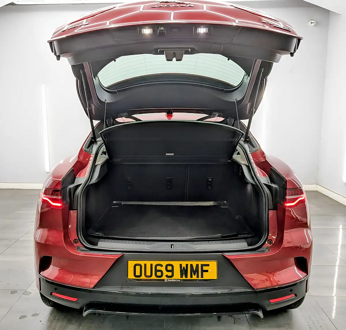 Used 2019 Jaguar I-Pace S Firenze Red - Interior and Exterior details 9