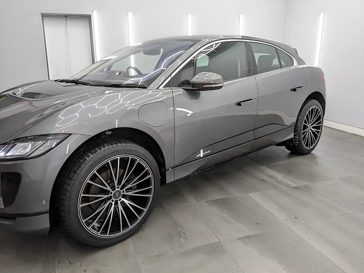 Used 2019 Jaguar I-Pace S Grey - Interior and Exterior details 3