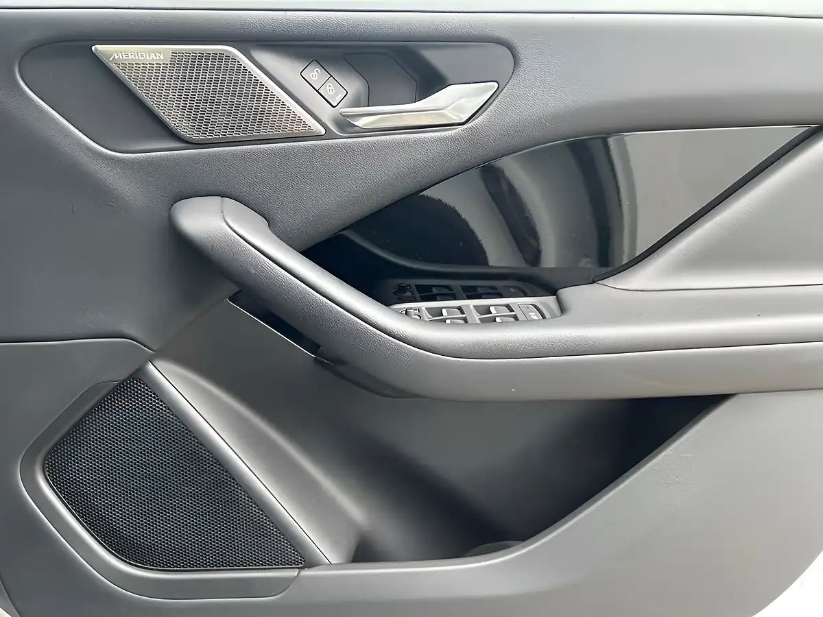 Used 2019 Jaguar I-Pace S White - Interior and Exterior details 14