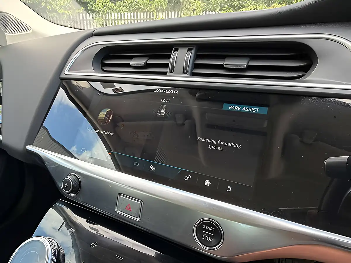 Used 2019 Jaguar I-Pace Se Black - Interior and Exterior details 11