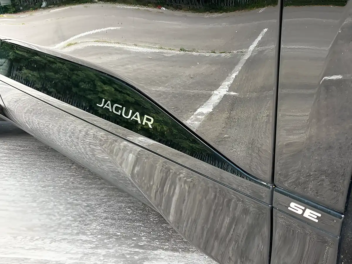 Used 2019 Jaguar I-Pace Se Black - Interior and Exterior details 19