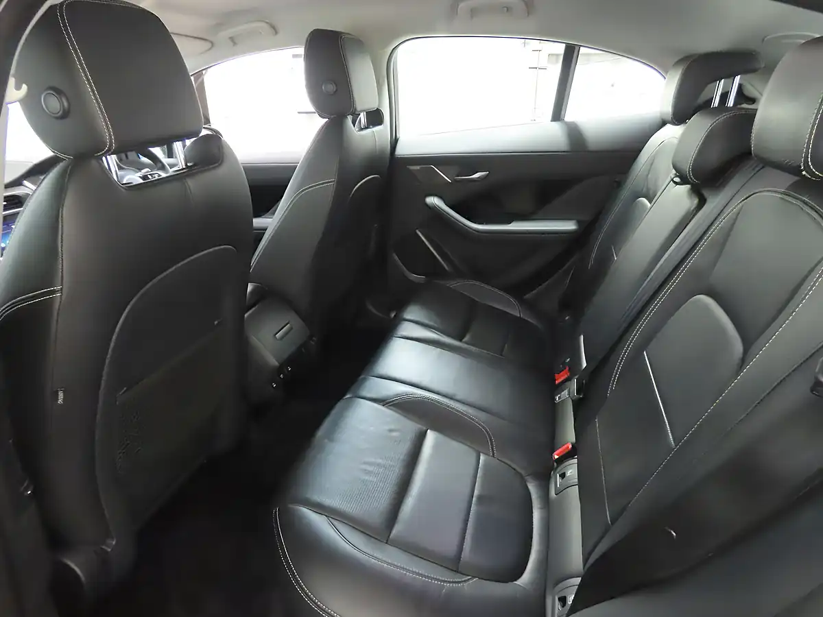 Used 2019 Jaguar I-Pace Se Black - Interior and Exterior details 10