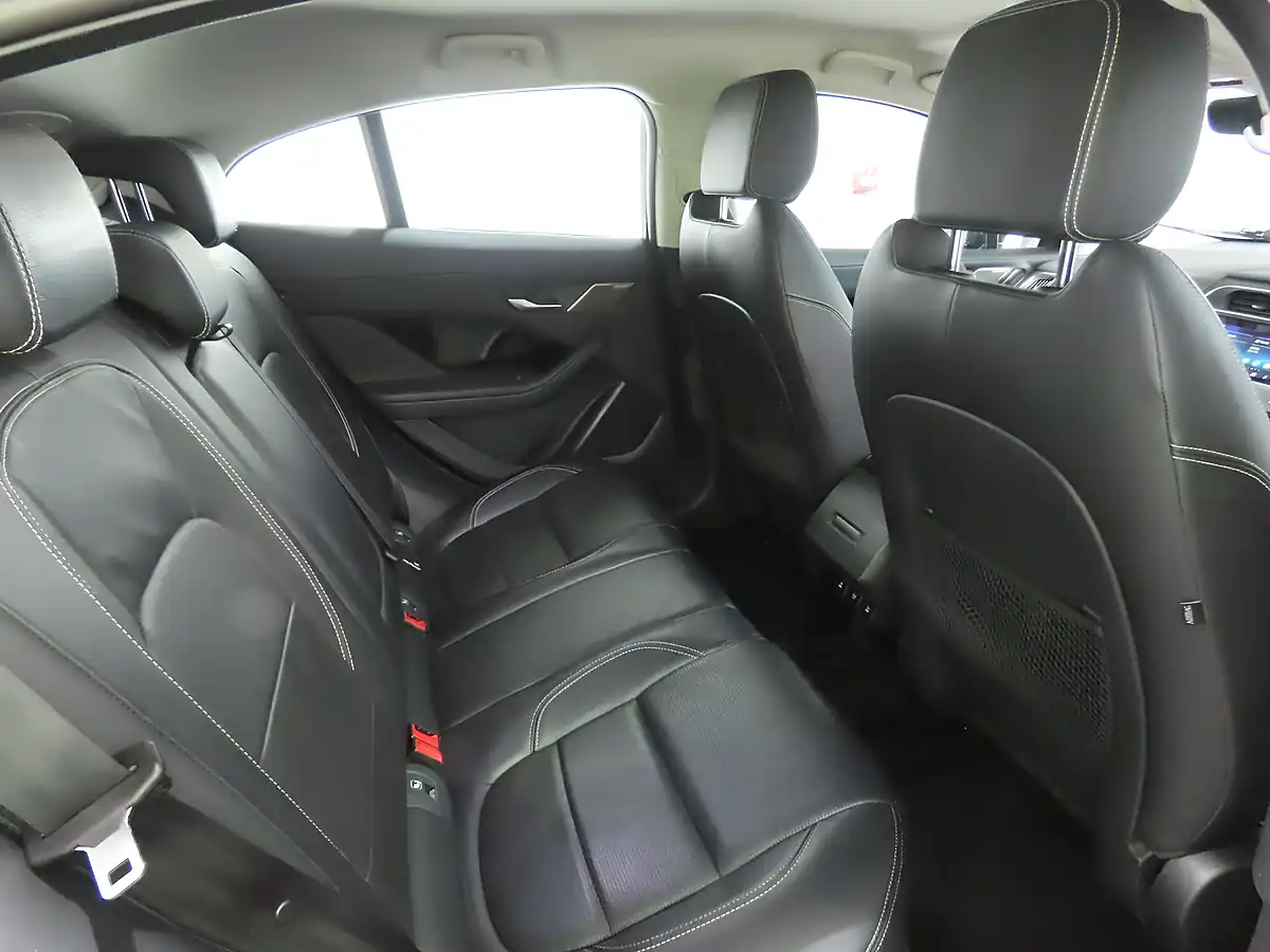 Used 2019 Jaguar I-Pace Se Black - Interior and Exterior details 11