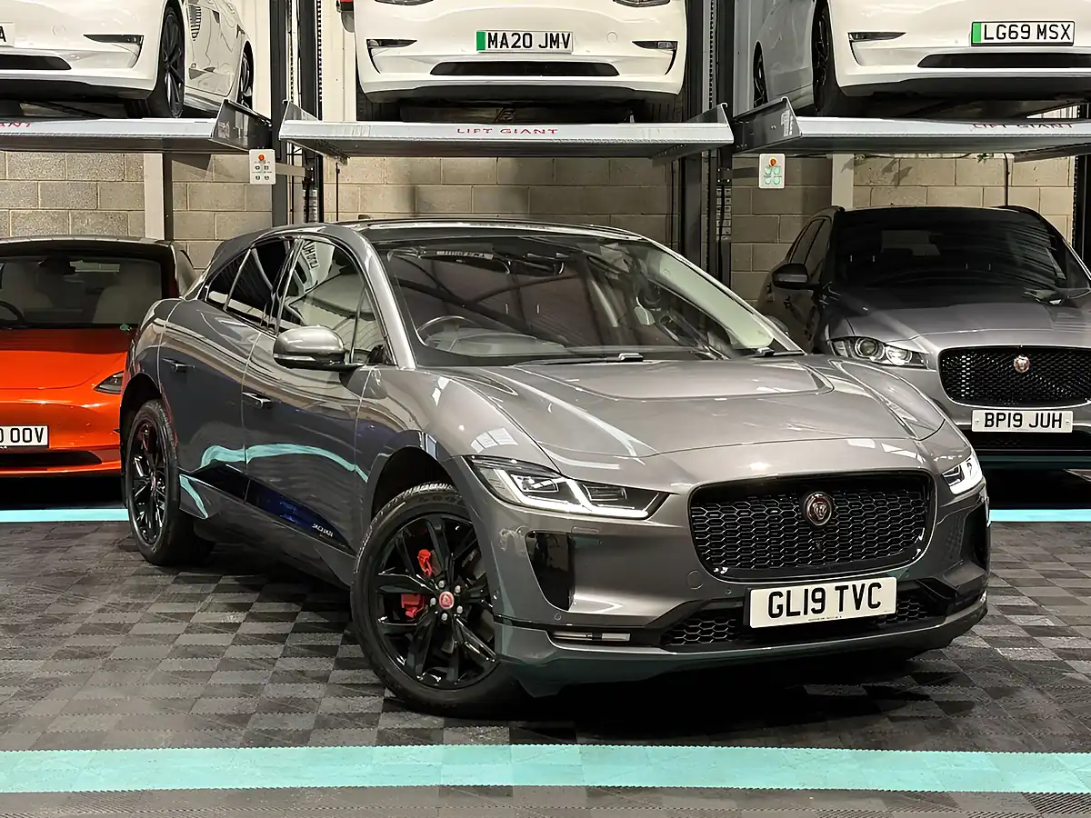 Used 2019 Jaguar I-Pace Se Grey - Front View