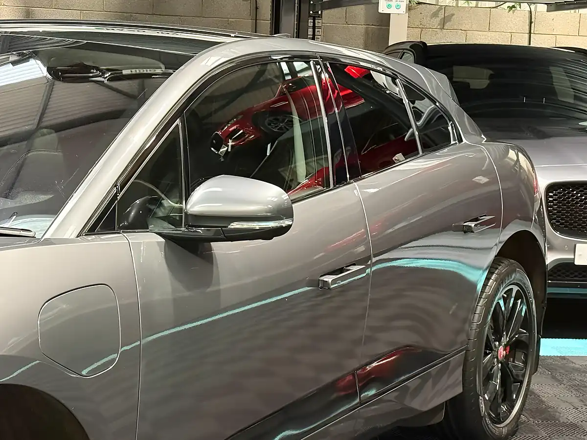 Used 2019 Jaguar I-Pace Se Grey - Interior and Exterior details 11