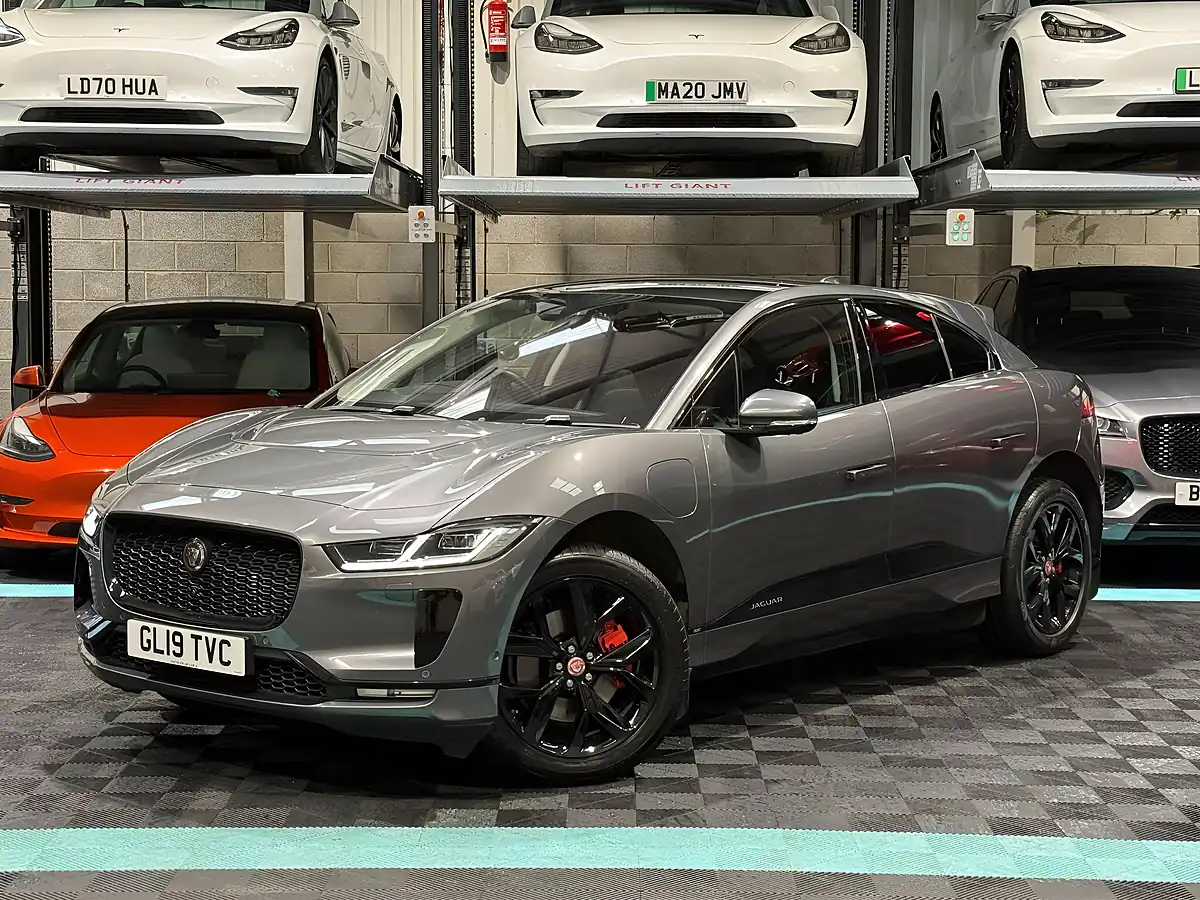 Used 2019 Jaguar I-Pace Se Grey - Interior and Exterior details 4
