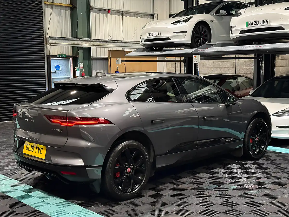 Used 2019 Jaguar I-Pace Se Grey - Interior and Exterior details 8