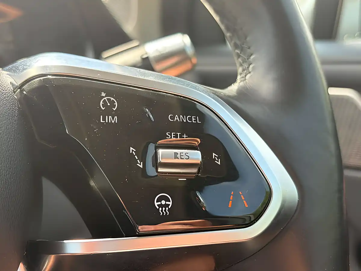 Used 2019 Jaguar I-Pace Se Grey - Interior and Exterior details 14