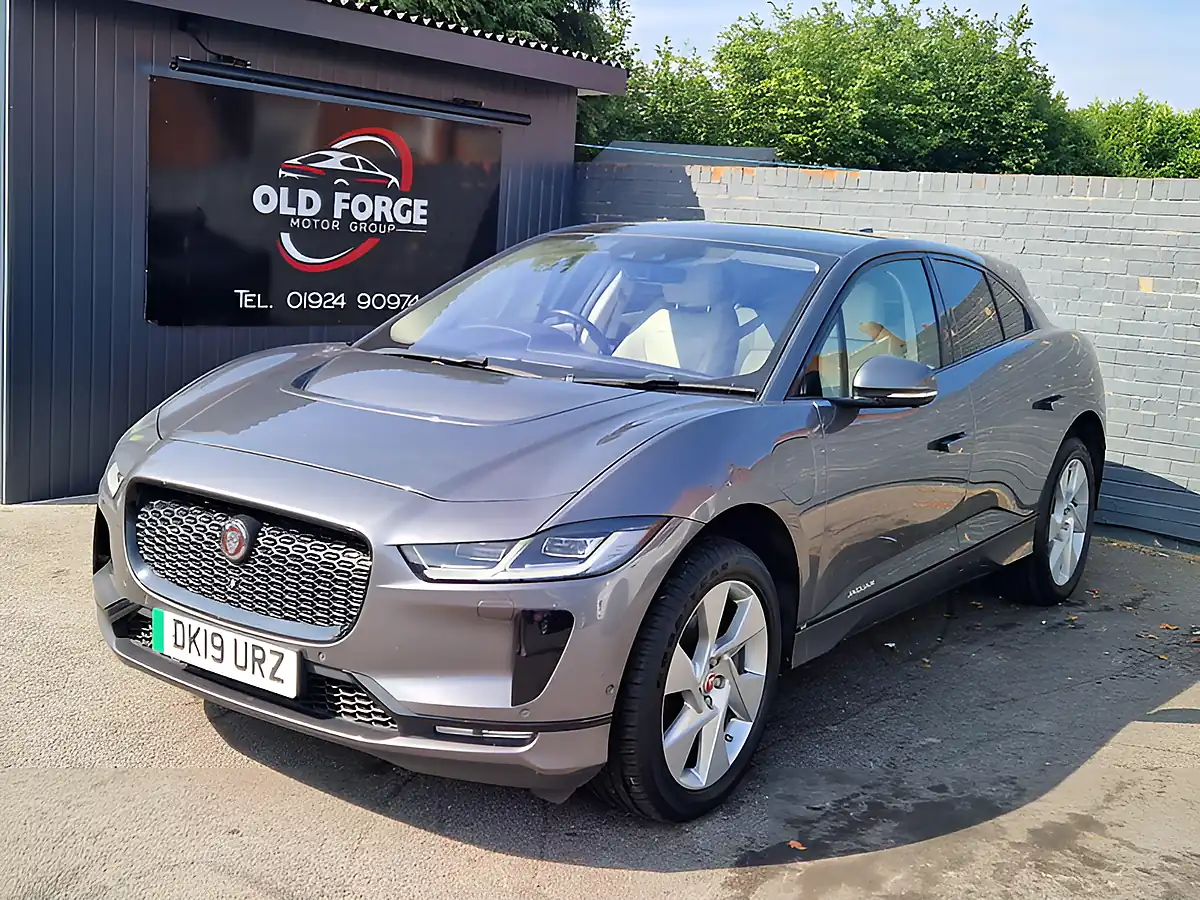 Used 2019 Jaguar I-Pace Se Grey - Front View