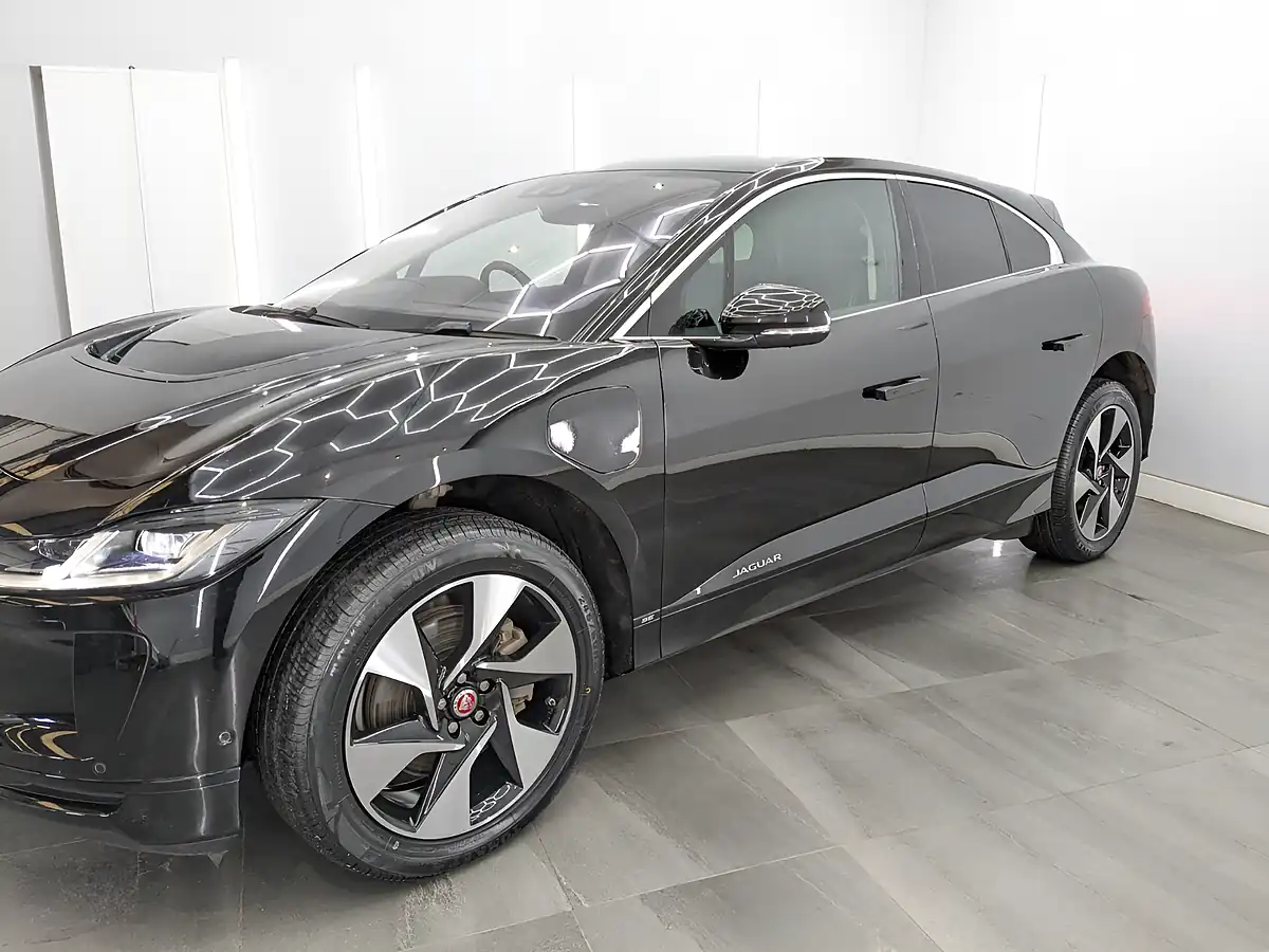 Used 2019 Jaguar I-Pace Se Narvik Black - Interior and Exterior details 3