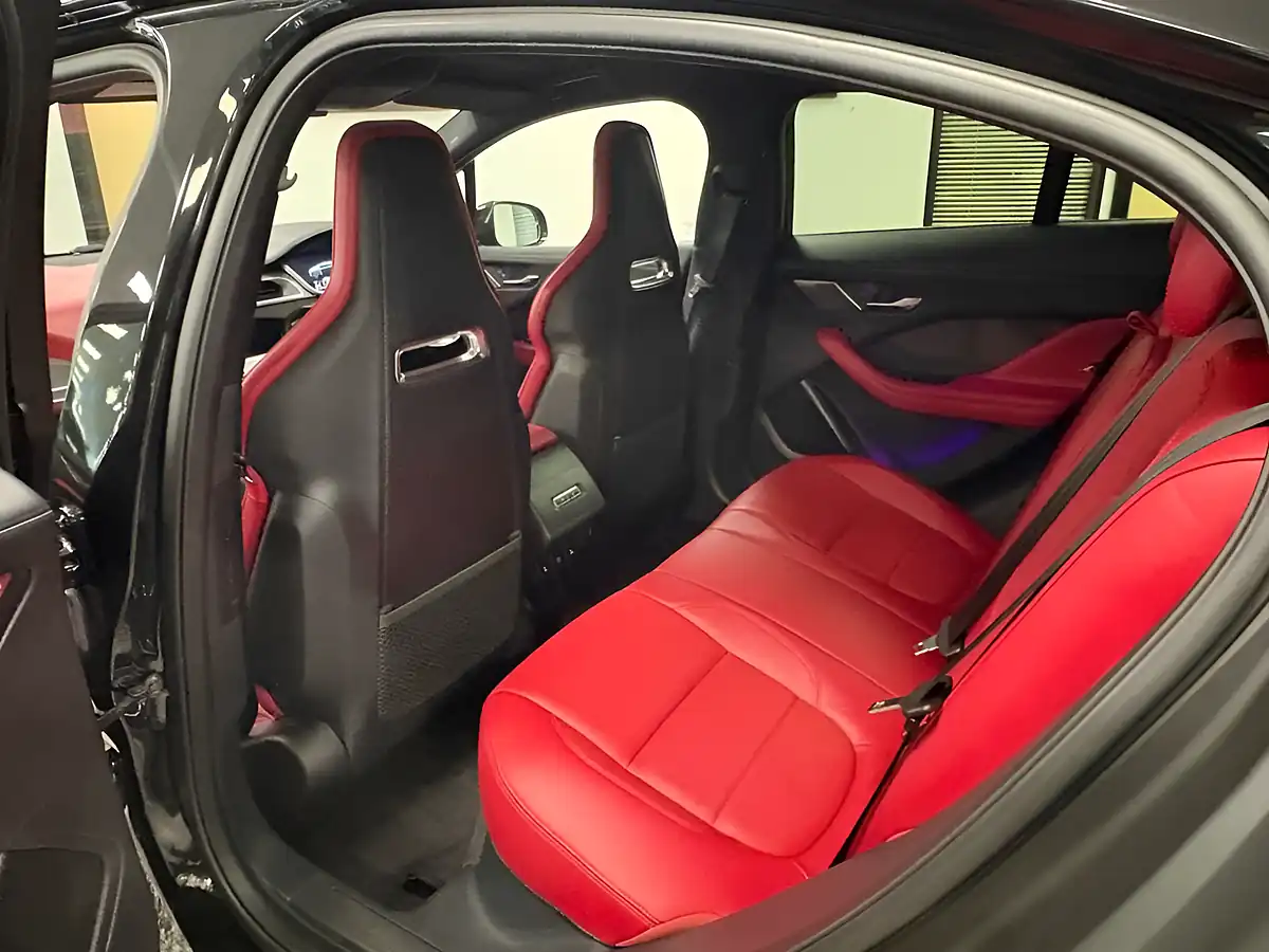 Used 2019 Jaguar I-Pace Se Santorini Black - Interior and Exterior details 20