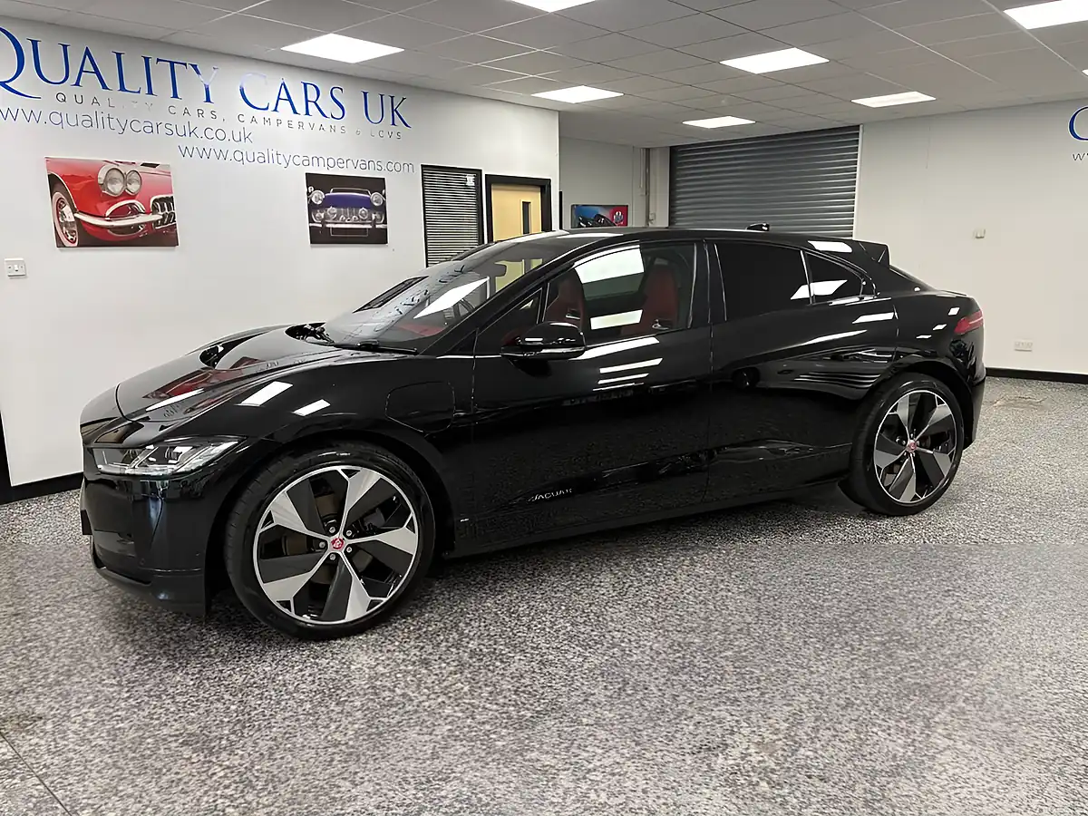 Used 2019 Jaguar I-Pace Se Santorini Black - Interior and Exterior details 3