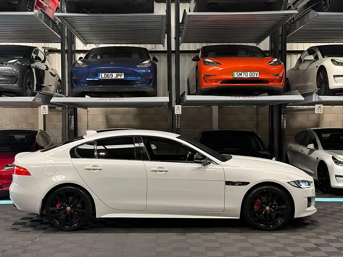 Used 2019 Jaguar Xe Landmark White - Interior and Exterior details 10