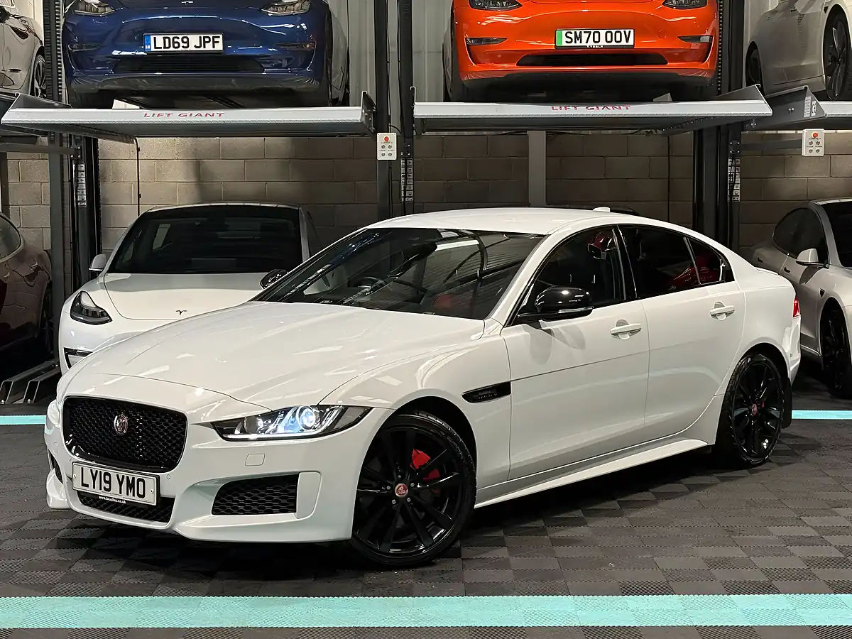 Used 2019 Jaguar Xe Landmark White - Interior and Exterior details 5