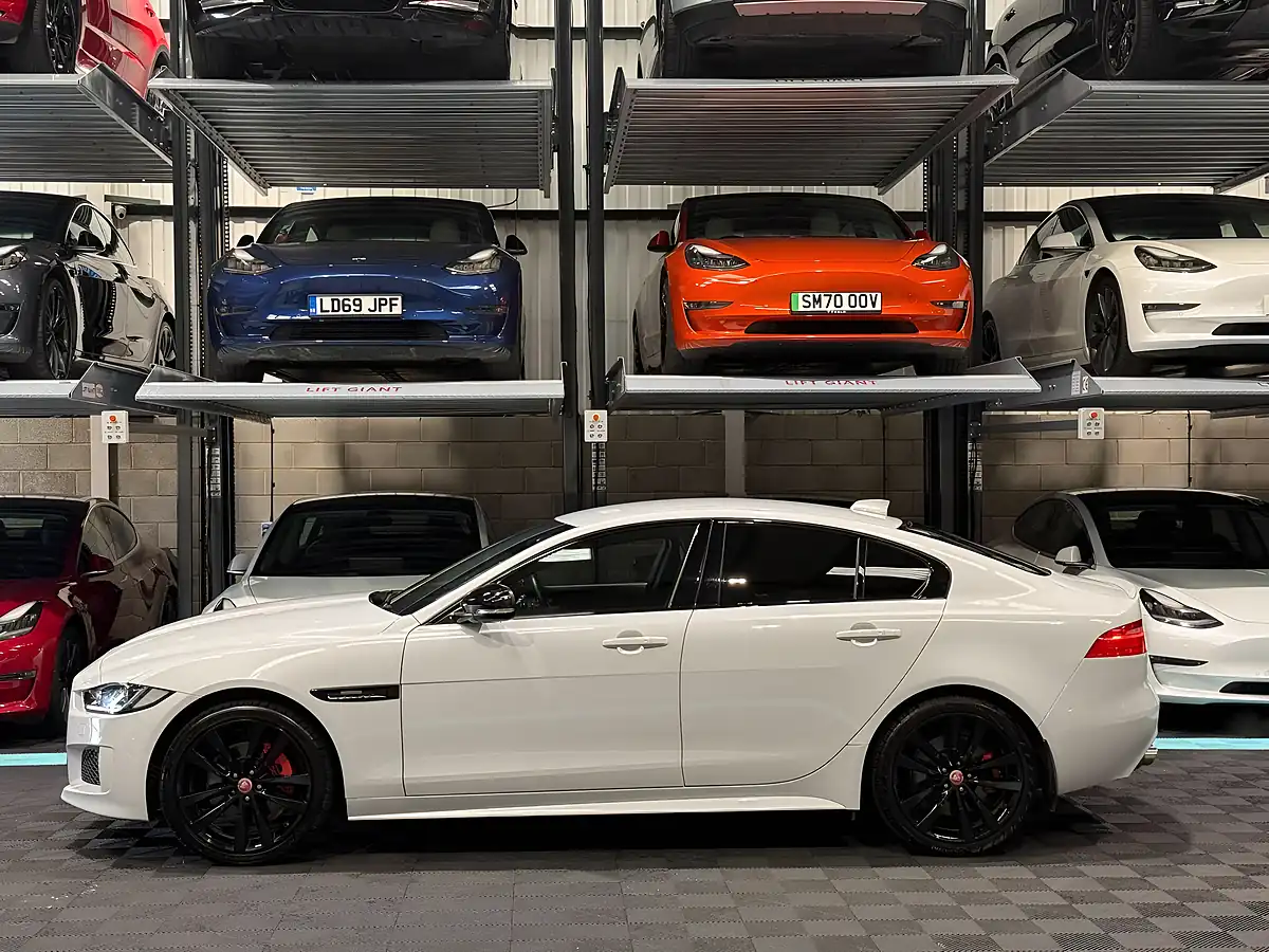 Used 2019 Jaguar Xe Landmark White - Interior and Exterior details 6