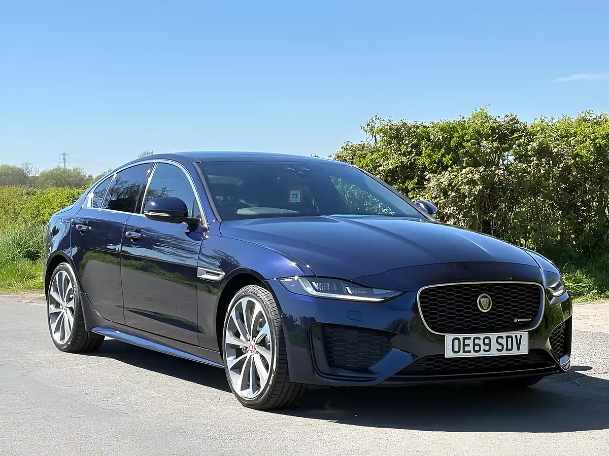 Used 2019 Jaguar Xe R-Dynamic Hse Blue - Front View