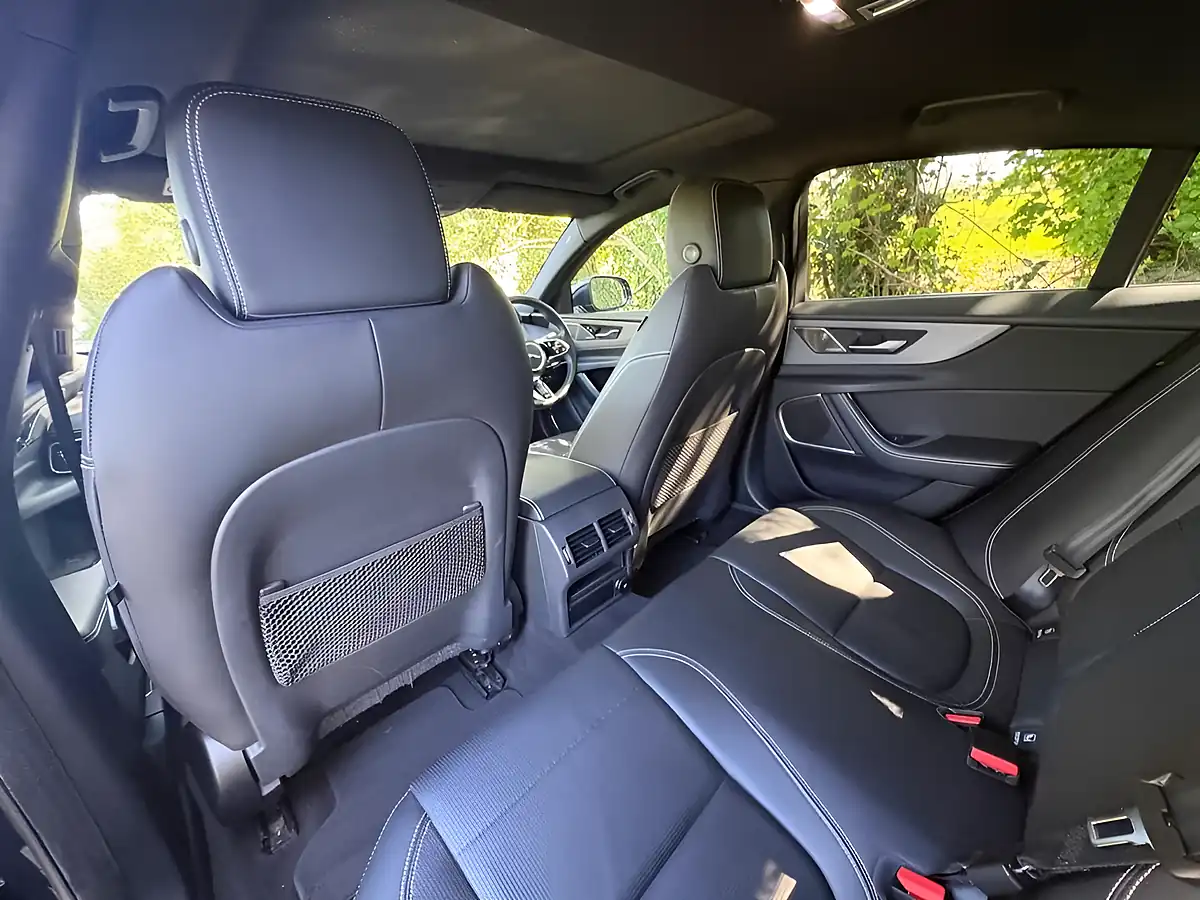 Used 2019 Jaguar Xe R-Dynamic Hse Blue - Interior and Exterior details 15