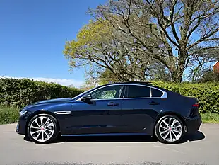 Used 2019 Jaguar Xe R-Dynamic Hse Blue - Interior and Exterior details 4