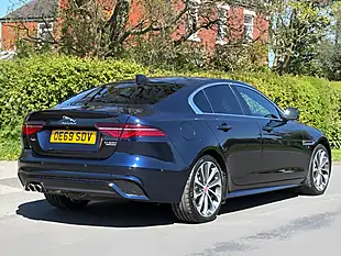 Used 2019 Jaguar Xe R-Dynamic Hse Blue - Interior and Exterior details 8