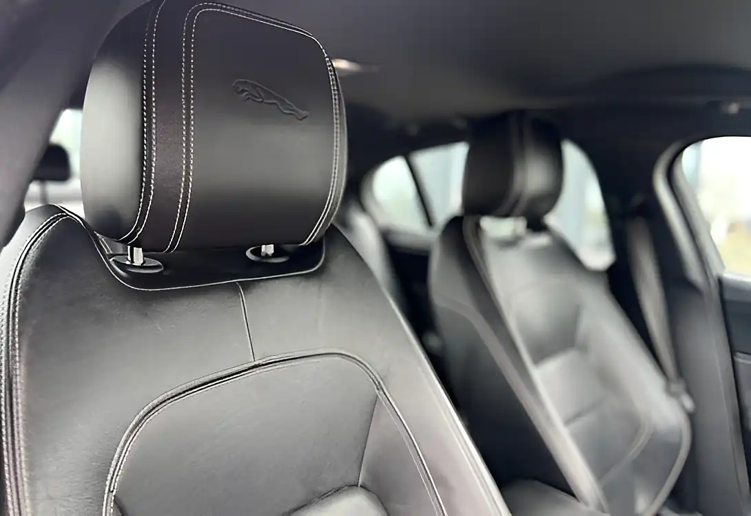 Used 2019 Jaguar Xe R-Dynamic Se Narvik Black Metallic - Interior and Exterior details 11