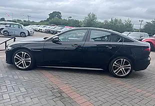 Used 2019 Jaguar Xe R-Dynamic Se Narvik Black Metallic - Interior and Exterior details 9