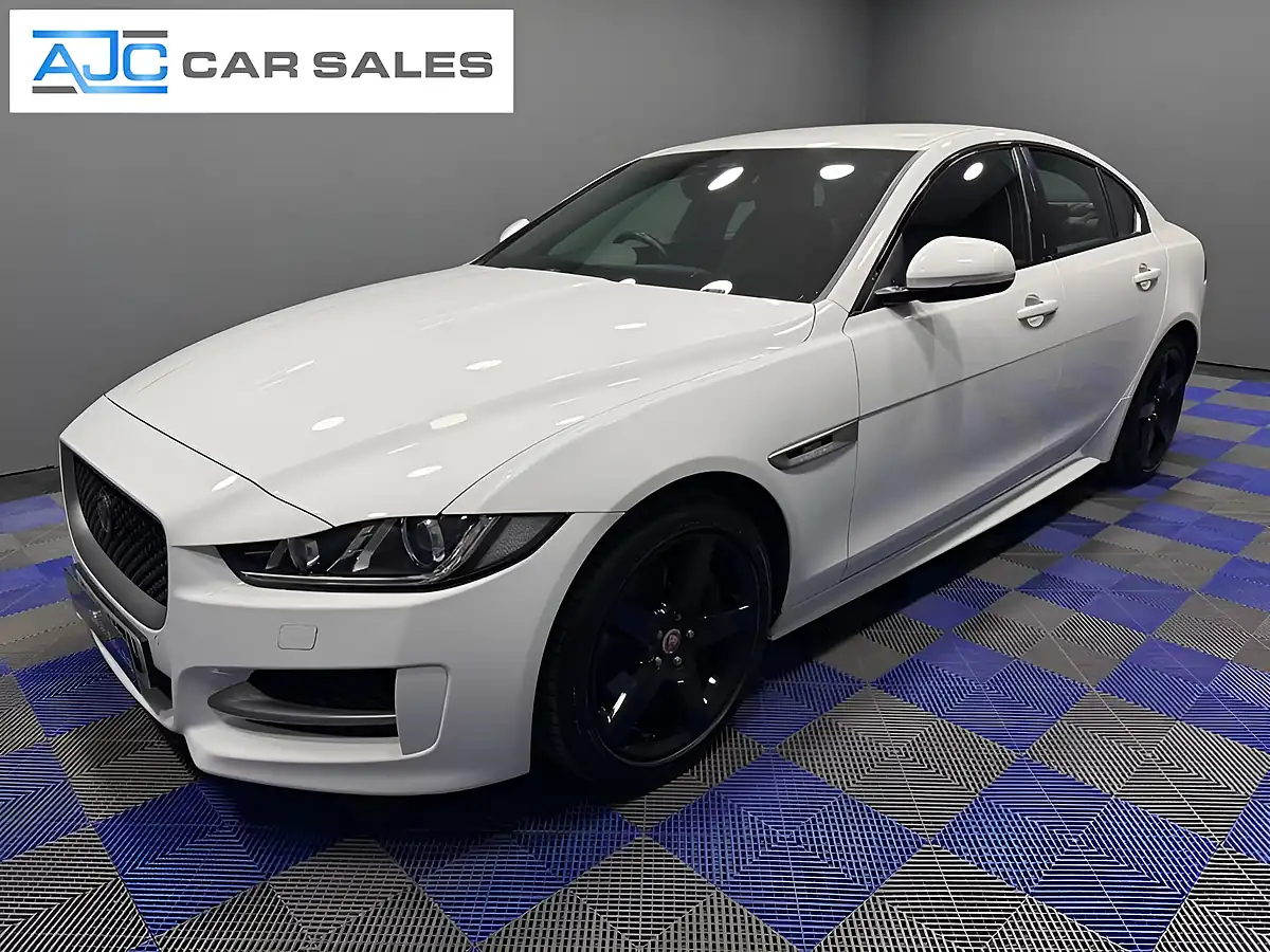 Used 2019 Jaguar Xe R-Sport Fuji White - Front View
