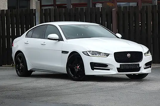 2019 Jaguar XE R-Sport 2.0i
