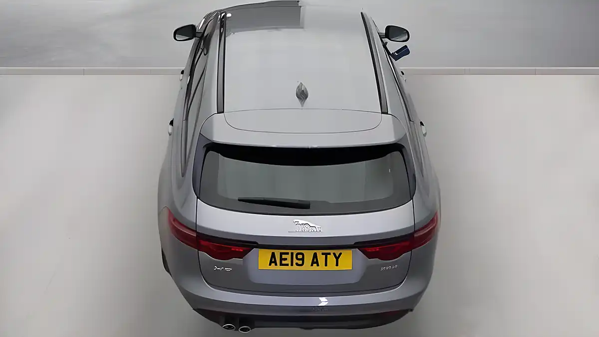 Used 2019 Jaguar Xf Chequered Flag Sportbrake Grey - Interior and Exterior details 8