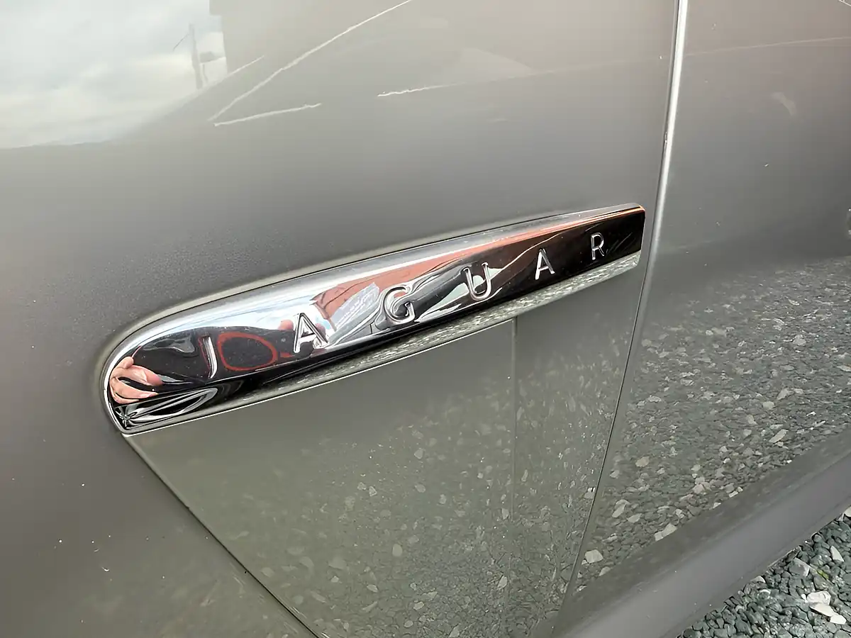 Used 2019 Jaguar Xf Portfolio Beige - Interior and Exterior details 18