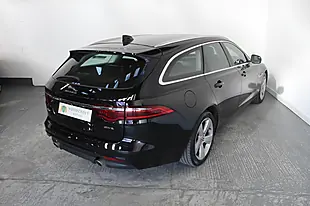 Used 2019 Jaguar Xf Portfolio Sportbrake Black - Interior and Exterior details 6