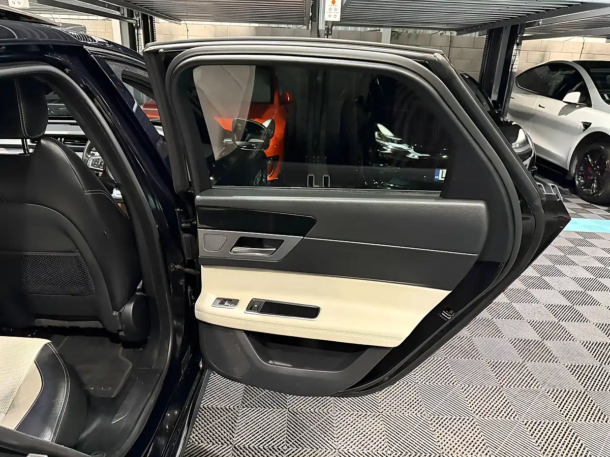 Used 2019 Jaguar Xf R-Sport Black - Interior and Exterior details 14