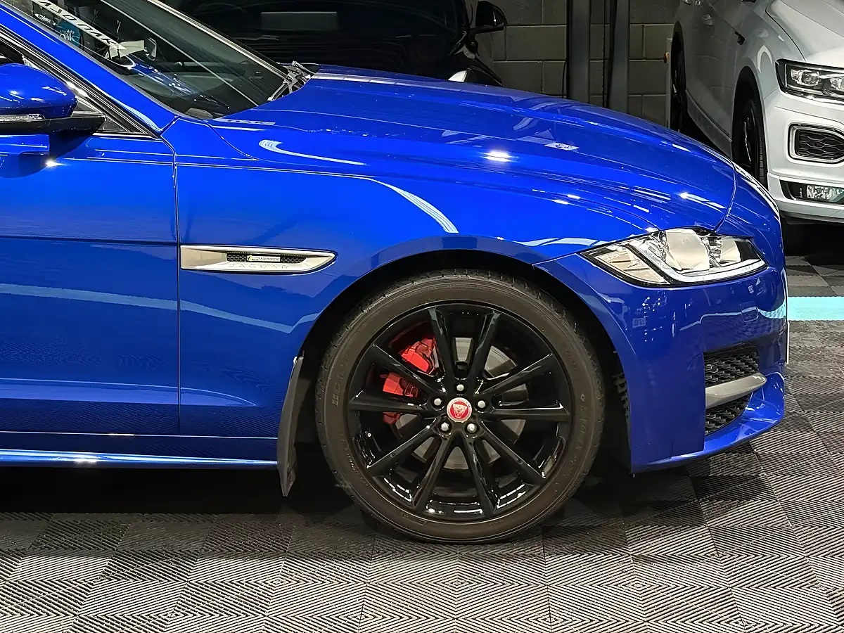 Used 2019 Jaguar Xf R-Sport Blue - Interior and Exterior details 10