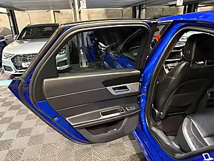 Used 2019 Jaguar Xf R-Sport Blue - Interior and Exterior details 15