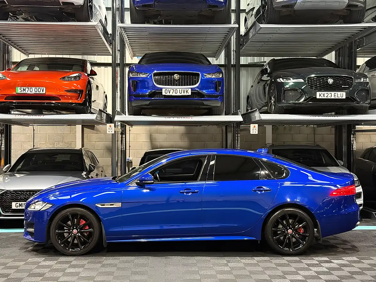 Used 2019 Jaguar Xf R-Sport Blue - Interior and Exterior details 6