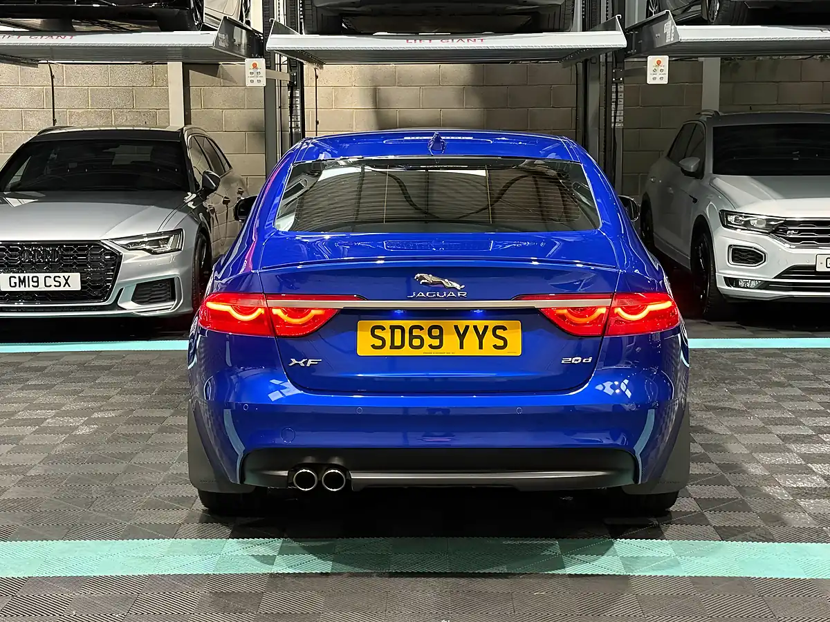 Used 2019 Jaguar Xf R-Sport Blue - Interior and Exterior details 8