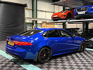 Used 2019 Jaguar Xf R-Sport Blue - Interior and Exterior details 9