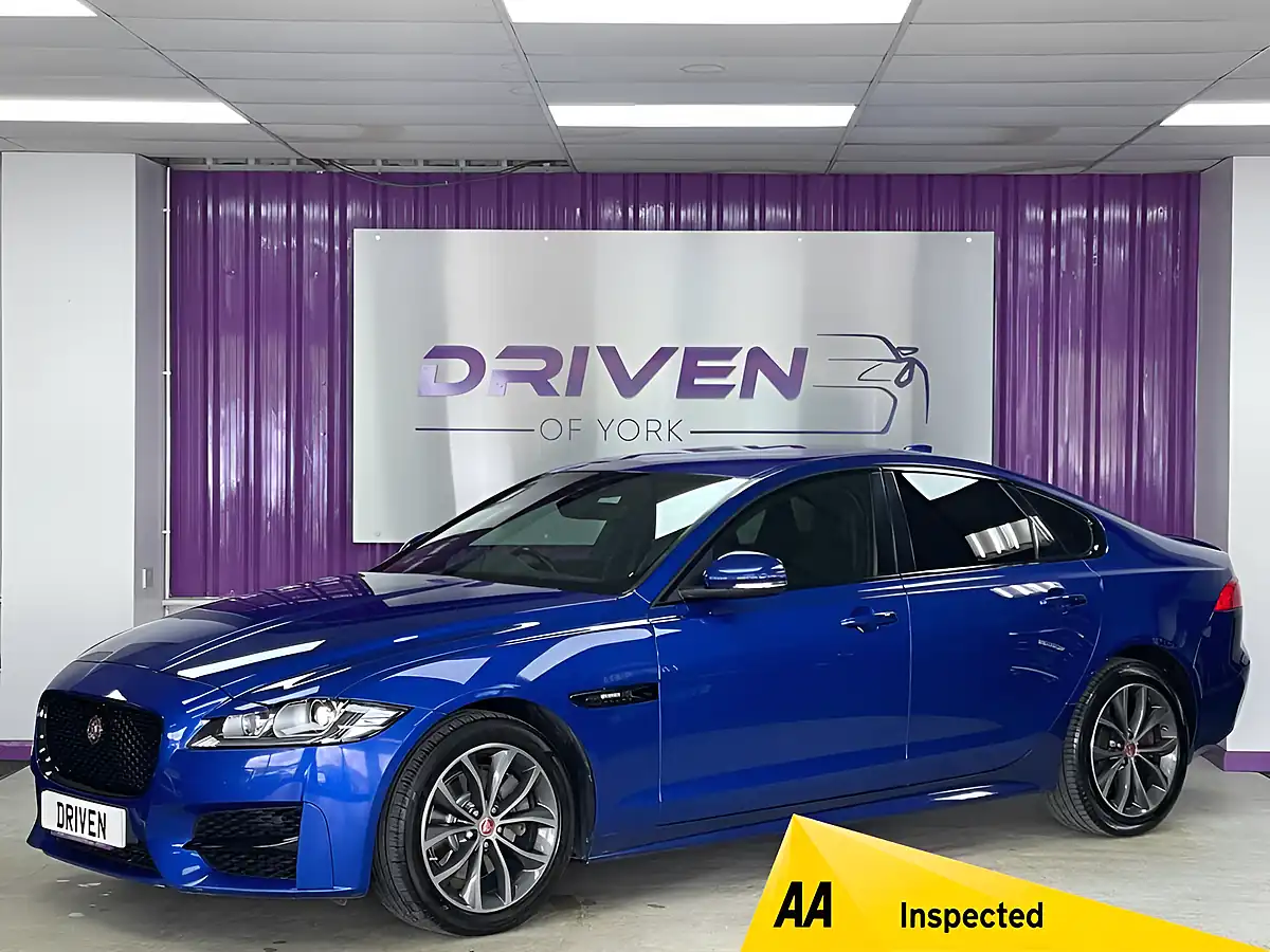 Used 2019 Jaguar Xf R-Sport Caesium Blue - Front View