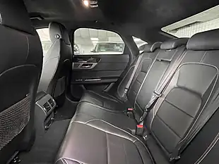 Used 2019 Jaguar Xf R-Sport Caesium Blue - Interior and Exterior details 15